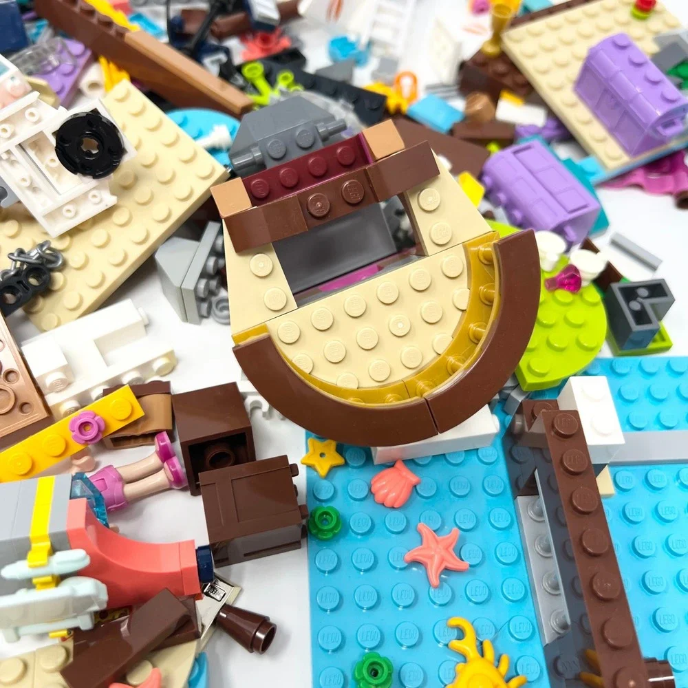 LEGO Heartlake City Amusement Friends  & Another Pieces Bulk Lote INCOMPLETE - Picture 8 of 9